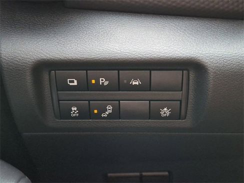 Used 2024 Nissan Kicks S image 24