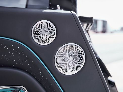 Used 2025 Rolls-Royce Spectre w/ Leather Finishing Pack image 31