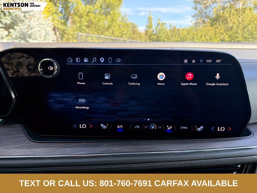 Used 2025 Chevrolet Suburban Z71 AWD/4WD image 22
