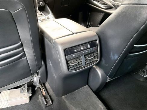 Used 2019 MAZDA CX-9 Touring w/ Touring Premium Package image 25