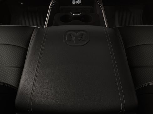 New 2026 RAM 3500 Laramie AWD/4WD image 4