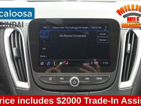 Used 2024 Chevrolet Malibu LT FWD image 19
