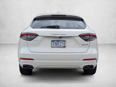 Used 2022 Maserati Levante GT AWD/4WD image 6