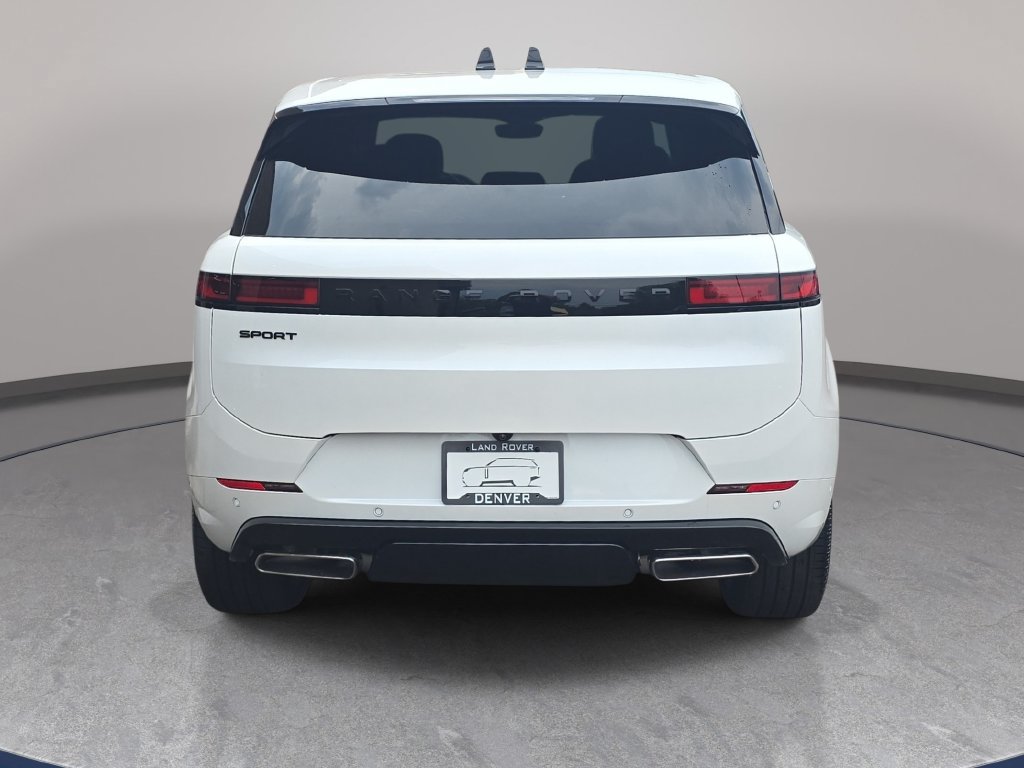 New 2026 Land Rover Range Rover Sport Dynamic SE AWD/4WD image 6