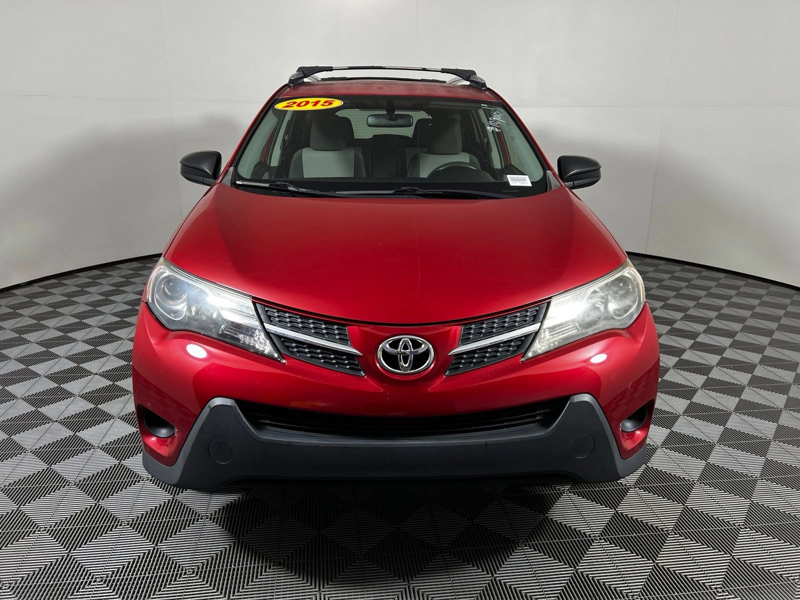 Used 2014 Toyota RAV4 LE FWD image 2