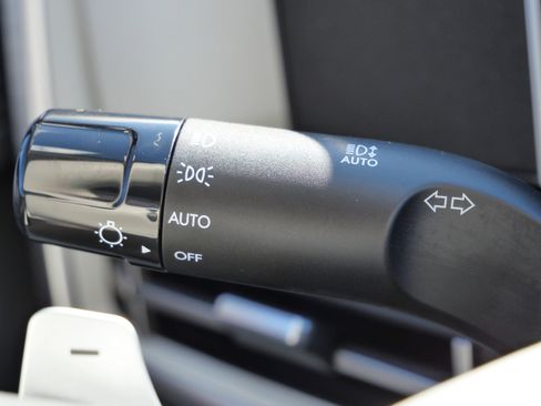 Certified 2025 Hyundai Santa Fe SEL image 34