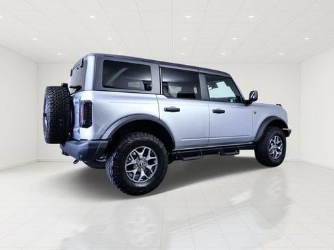 Certified 2023 Ford Bronco Badlands AWD/4WD image 6