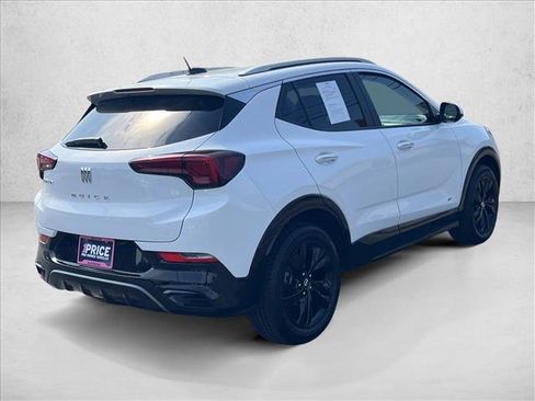 Used 2025 Buick Encore GX Sport Touring image 5