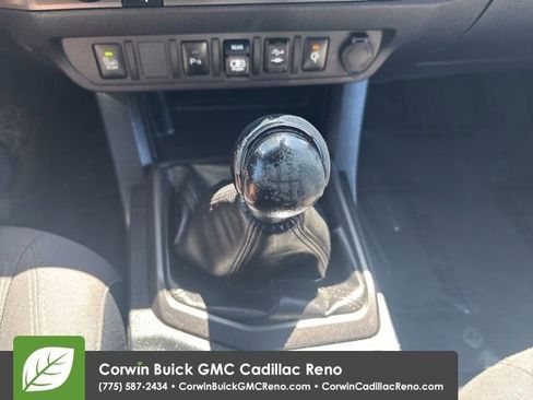 Used 2018 Toyota Tacoma TRD Sport w/ Exterior Package AWD/4WD image 23