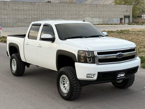 Used 2007 Chevrolet Silverado 1500 LTZ w/ Safety Package AWD/4WD image 2