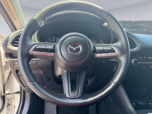 Used 2022 MAZDA MAZDA3 s FWD image 24