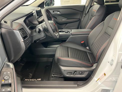 New 2026 Nissan Rogue SV w/ Rock Creek Premium Package AWD/4WD image 17