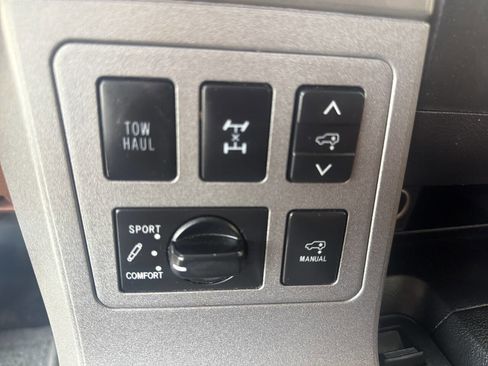 Used 2015 Toyota Sequoia Platinum AWD/4WD image 27