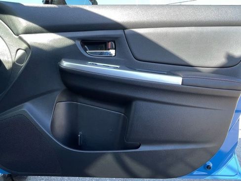 Used 2016 Subaru Crosstrek 2.0i Limited image 38