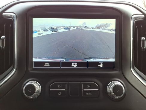 Used 2023 GMC Sierra 2500 AT4 image 24