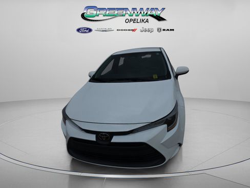 Used 2023 Toyota Corolla LE image 14