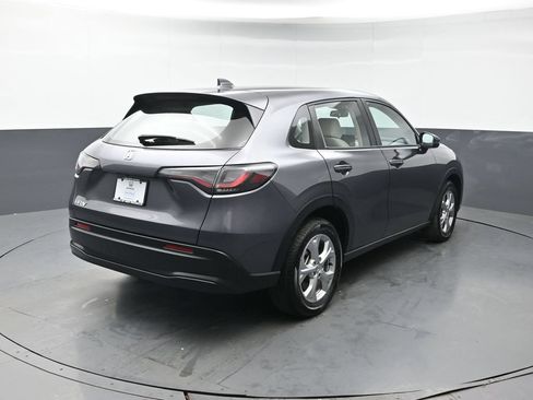 Certified 2024 Honda HR-V LX image 6