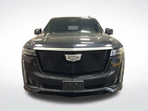 Used 2023 Cadillac Escalade ESV Sport Platinum w/ LPO, ONYX Package AWD/4WD image 40