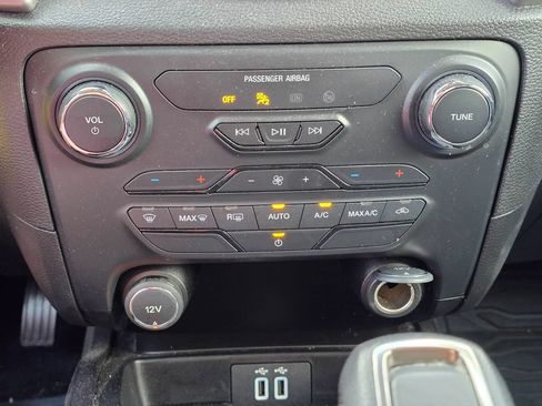 Used 2020 Ford Ranger XLT w/ Equipment Group 301A Mid RWD image 23