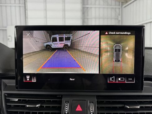 Used 2023 Audi SQ5 Premium Plus w/ Premium Plus Package image 32