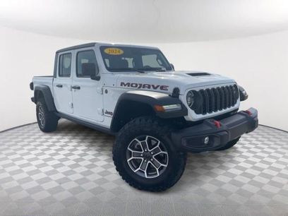 Used 2024 Jeep Gladiator Mojave w/ Convenience Group