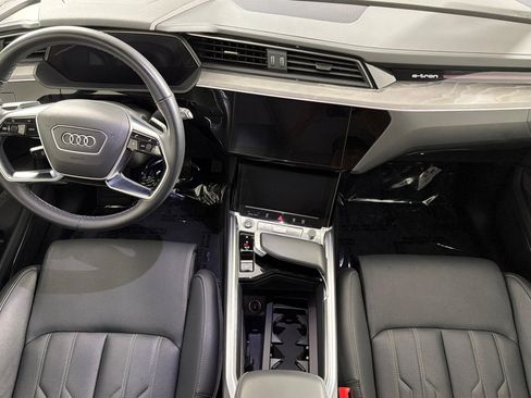 Used 2024 Audi Q8 e-tron Prestige w/ Prestige Package AWD/4WD image 12