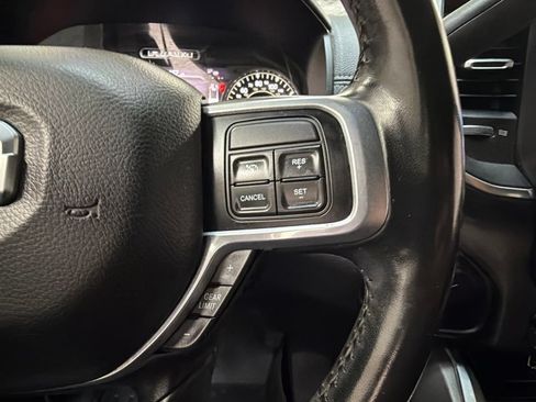 Used 2021 RAM 2500 Laramie w/ Night Edition AWD/4WD image 17