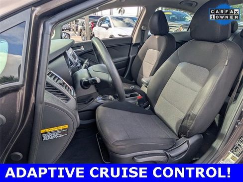 Used 2018 Kia Forte LX image 4