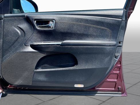 Used 2018 Toyota Avalon XLE FWD image 26