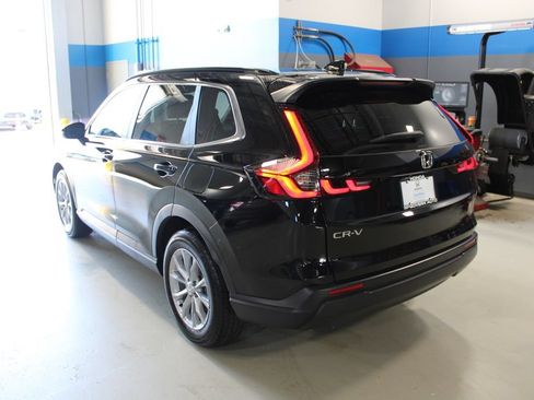 Certified 2025 Honda CR-V EX image 16