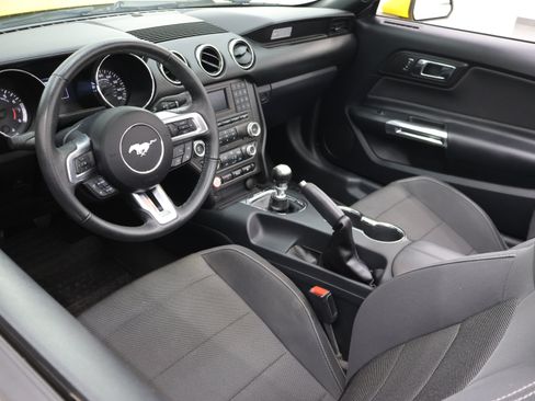 Used 2016 Ford Mustang Convertible w/ Equipment Group 051A RWD image 49
