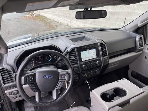 Used 2018 Ford F150 XLT w/ Equipment Group 302A Luxury image 15