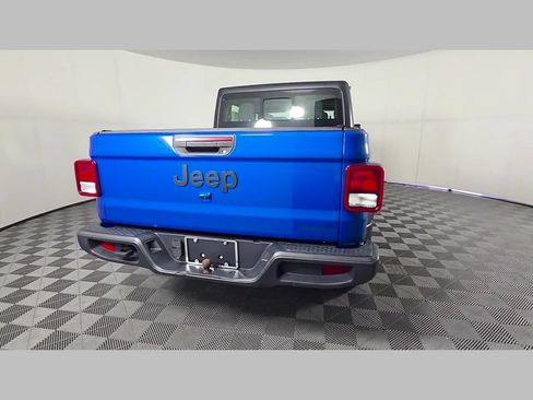 Used 2020 Jeep Gladiator Sport AWD/4WD image 40