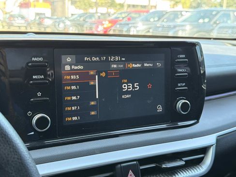 Used 2021 Kia K5 LX image 14