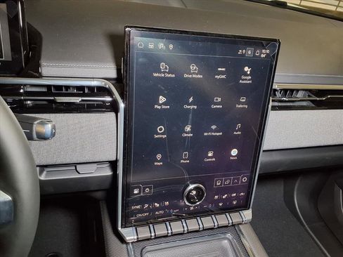 New 2026 GMC Sierra EV Elevation w/ Premium Package image 20