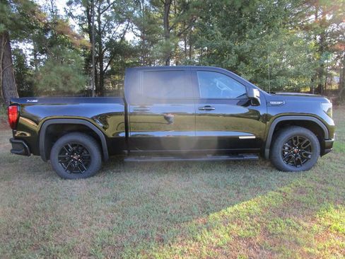 New 2026 GMC Sierra 1500 Elevation image 6