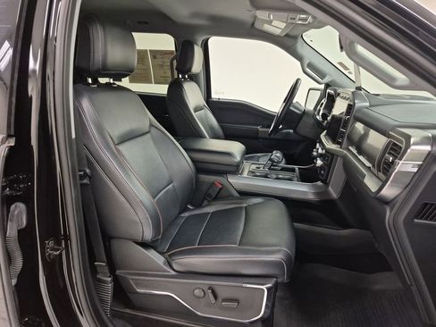 Used 2022 Ford F150 Lariat w/ Trailer Tow Package image 29