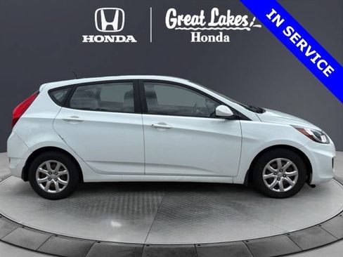 Used 2013 Hyundai Accent GS FWD image 6