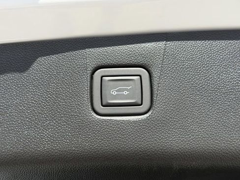 New 2026 Chevrolet Blazer LT w/ Convenience Package image 26