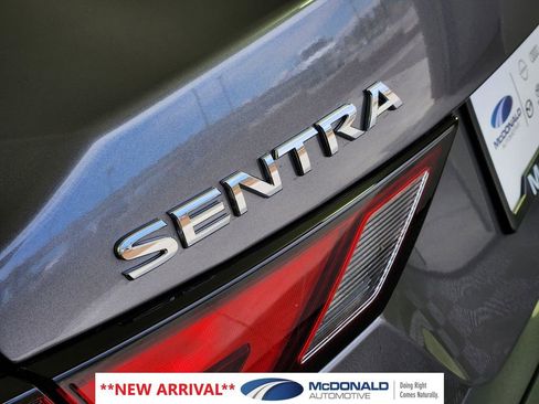 Used 2023 Nissan Sentra SV FWD image 8