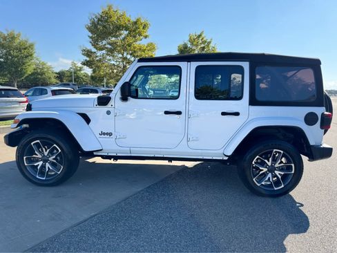 Used 2024 Jeep Wrangler Sport S w/ Convenience Group image 5