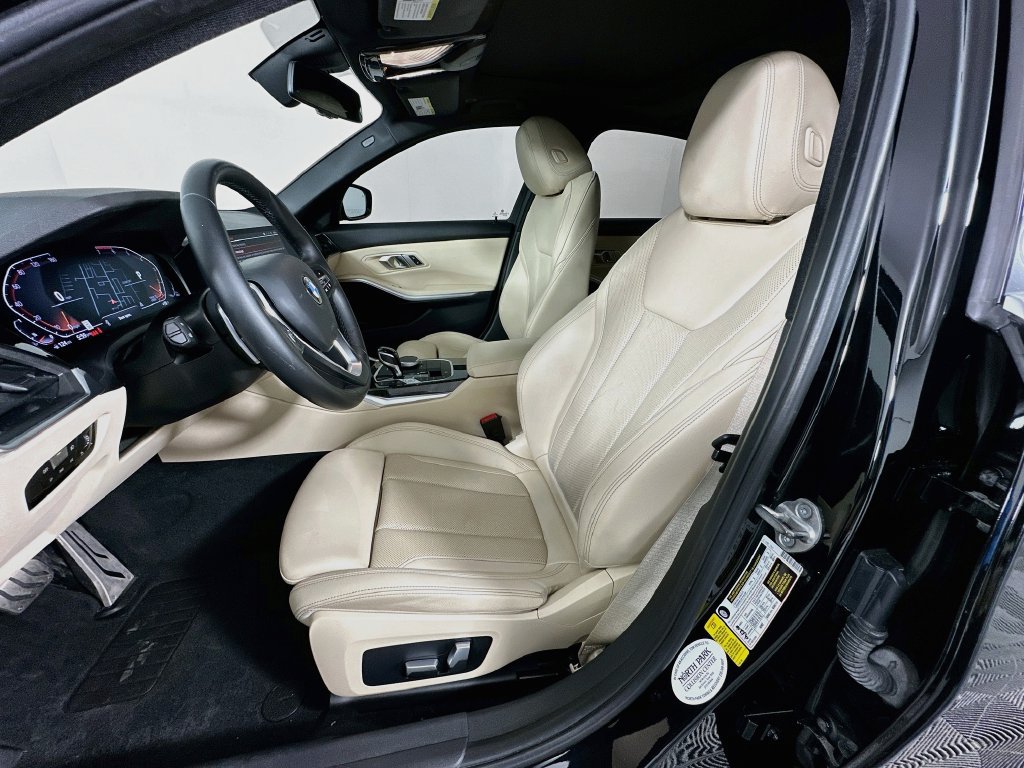 Used 2022 BMW 330i Sedan w/ Driving Assistance Package RWD image 21