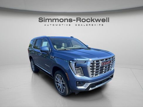 New 2026 GMC Yukon Denali w/ Sun & Power Step Package AWD/4WD image 7