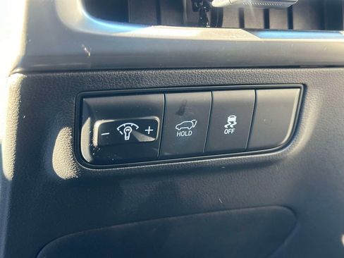 Certified 2025 Hyundai Tucson SEL AWD/4WD image 18