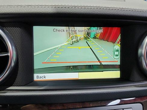 Used 2013 Mercedes-Benz SL 550 image 21