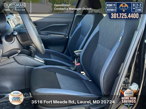 Used 2023 Nissan Versa SV FWD image 6