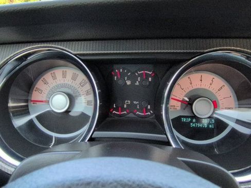 Used 2012 Ford Mustang GT Premium w/ Comfort Pkg RWD image 24