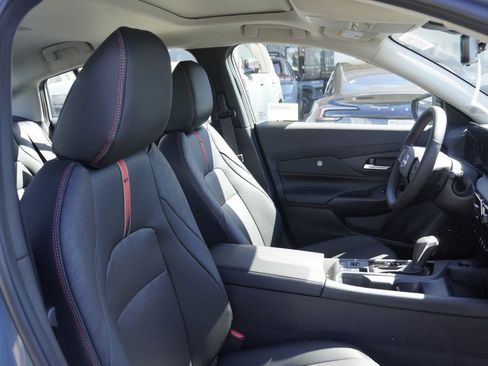 New 2026 Nissan Sentra SR image 17