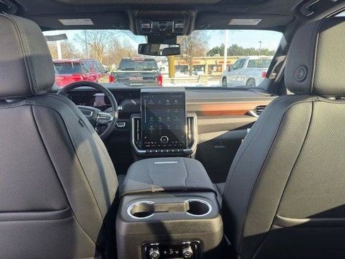 New 2026 GMC Yukon XL Denali w/ Sun & Power Step Package image 15