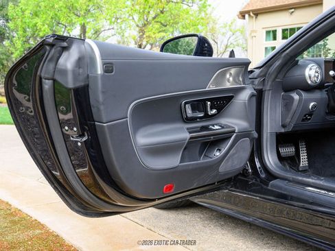 Used 2022 Mercedes-Benz SL 63 AMG 4MATIC image 46